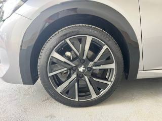 PEUGEOT 208 usata, con Frenata d