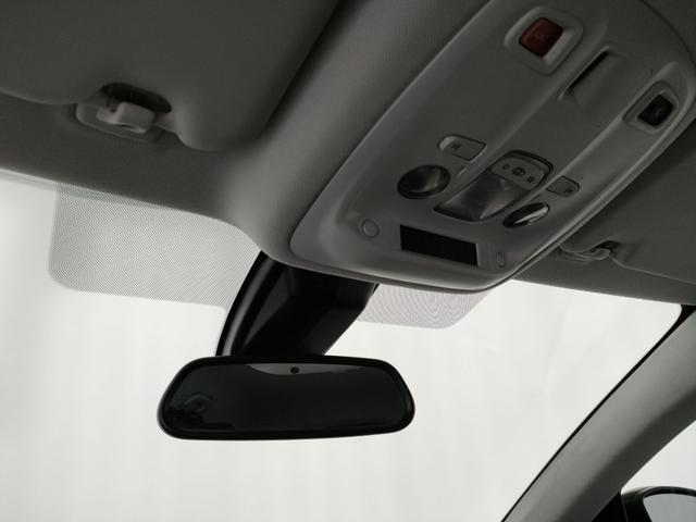PEUGEOT 308 usata, con Servosterzo