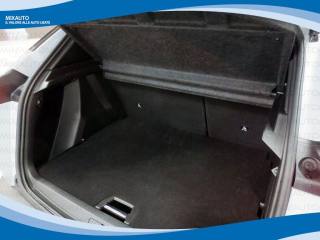 PEUGEOT 2008 usata, con Interni in pelle