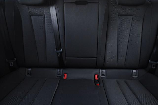 AUDI A4 usata, con Autoradio