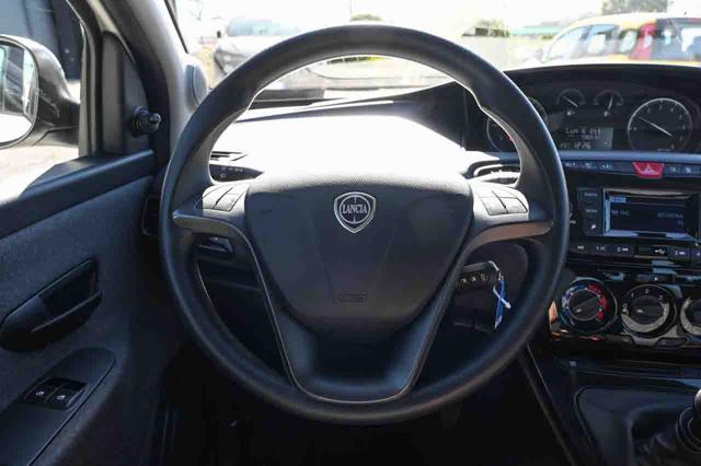 LANCIA Ypsilon usata, con Autoradio digitale