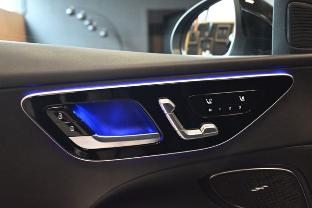 MERCEDES-BENZ C 300 usata 41