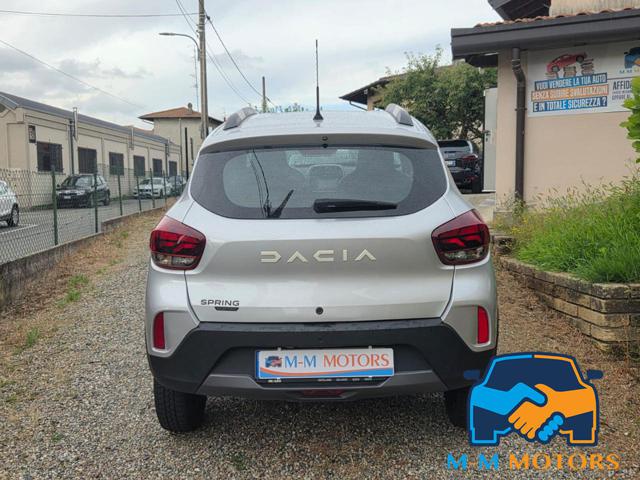 DACIA Spring usata, con Autoradio