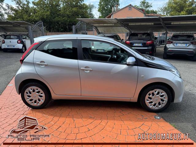 TOYOTA Aygo usata, con Autoradio