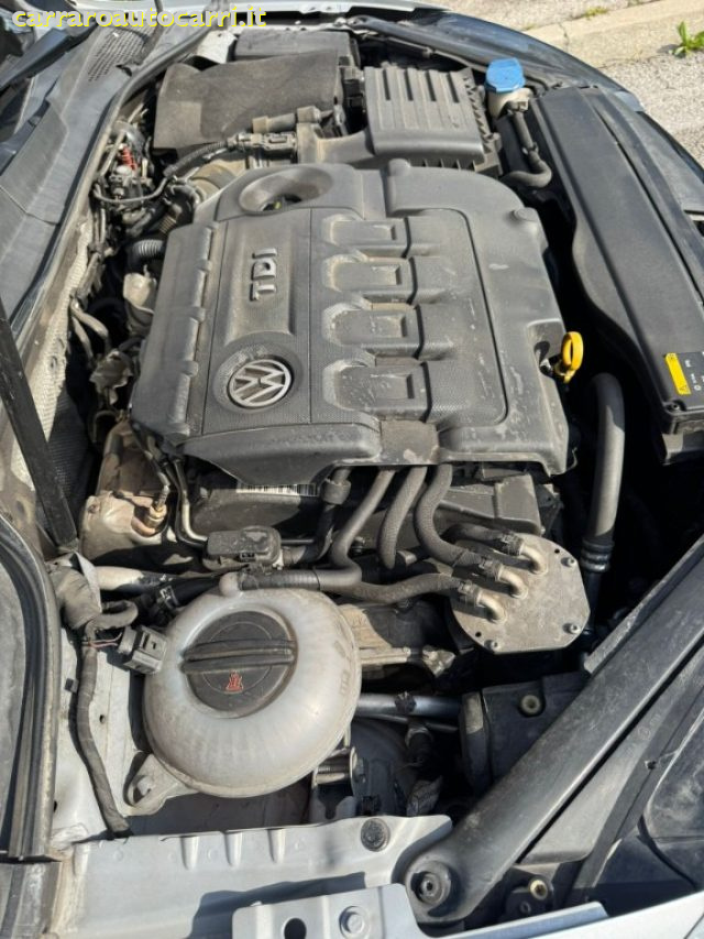 VOLKSWAGEN Golf usata, con Specchietti laterali elettrici