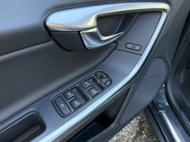 VOLVO V60 usata, con Servosterzo