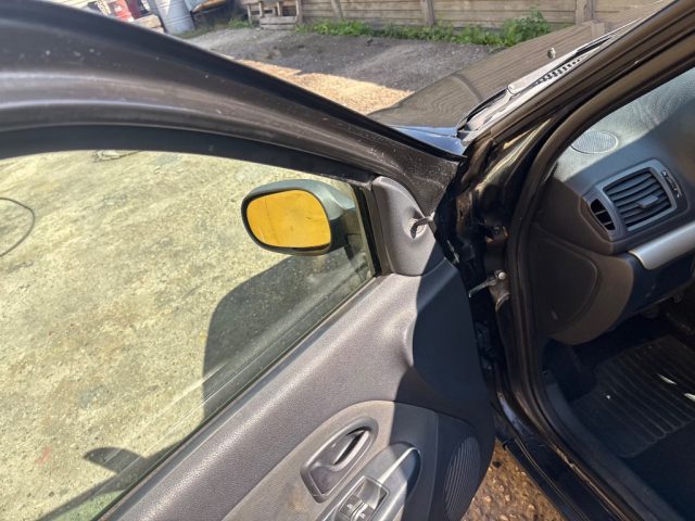 RENAULT Clio usata, con Airbag laterali