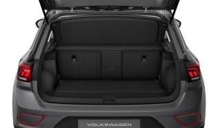 VOLKSWAGEN T-Roc usata, con Autoradio