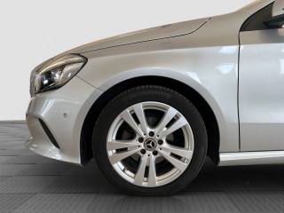 MERCEDES-BENZ A 180 usata 15