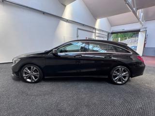 MERCEDES-BENZ CLA 200 usata, con Chiusura centralizzata