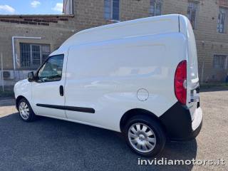 OPEL Combo usata, con Alzacristalli elettrici