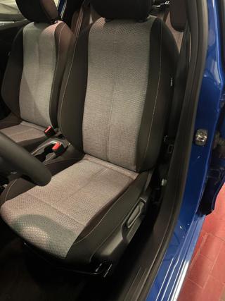 OPEL Corsa usata, con Climatizzatore