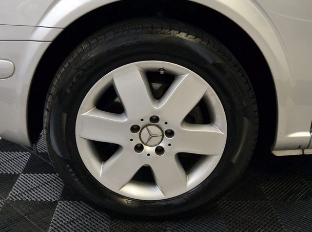 MERCEDES-BENZ Viano usata, con Sedile posteriore sdoppiato