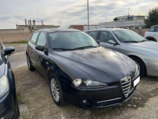 ALFA ROMEO 147 usata, con Airbag