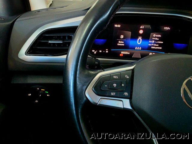 VOLKSWAGEN T-Roc usata, con ESP