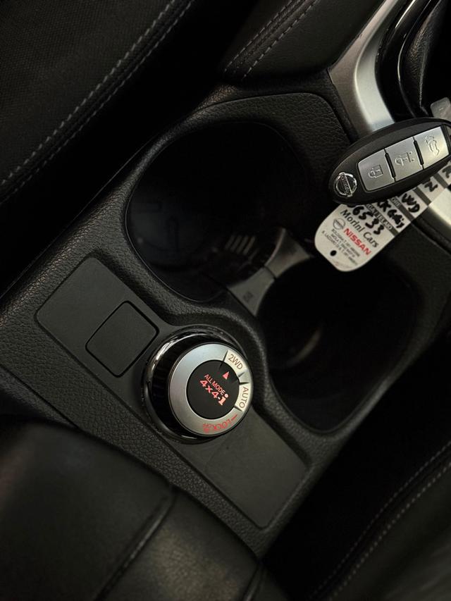 NISSAN X-Trail usata, con USB