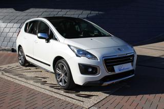 PEUGEOT 3008 HYbrid4 4x4-GANCIO-TETTO
