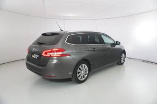 PEUGEOT 308 usata, con Airbag