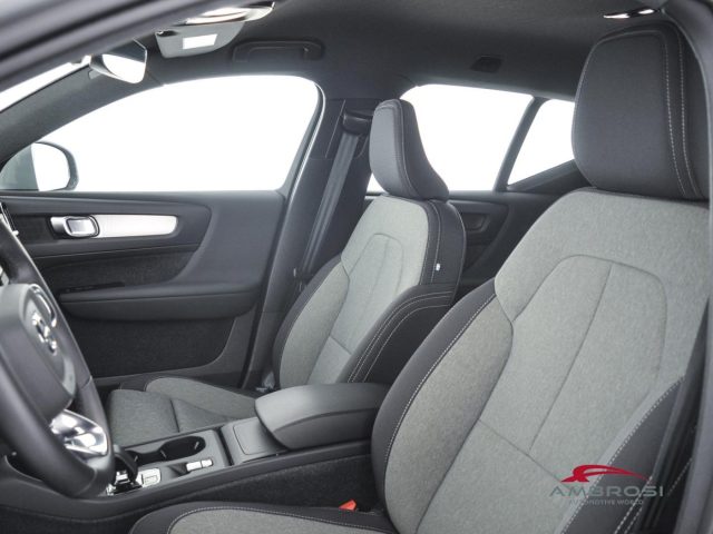 VOLVO XC40 usata 8