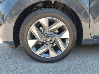 HYUNDAI i10 usata, con Controllo trazione