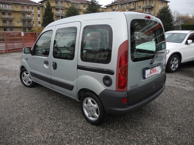 RENAULT Kangoo usata 63