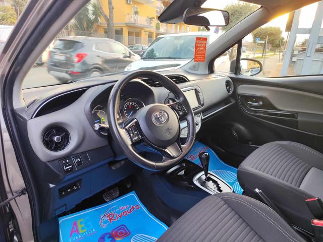 TOYOTA Yaris usata, con Sedile posteriore sdoppiato