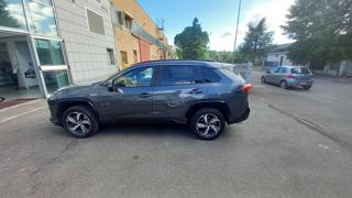 TOYOTA RAV 4 MY23 usata, con Airbag laterali