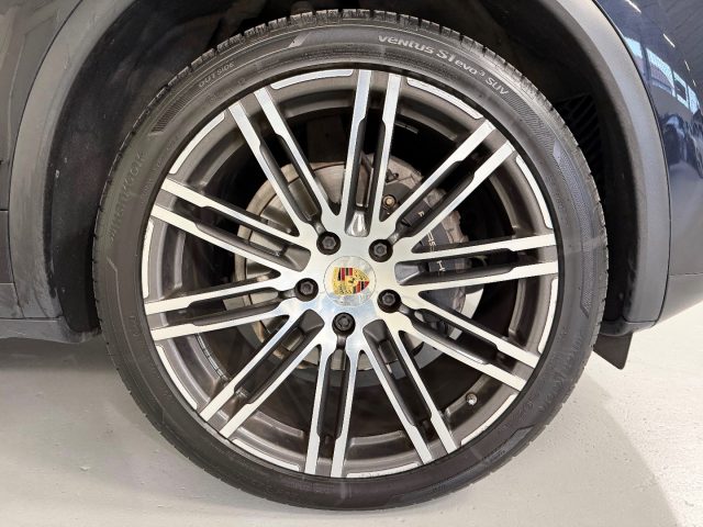 PORSCHE Cayenne usata, con Chiusura centralizzata