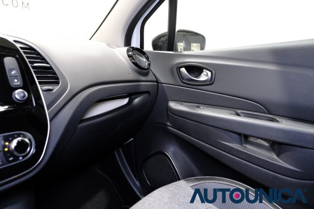 RENAULT Captur usata, con Airbag testa