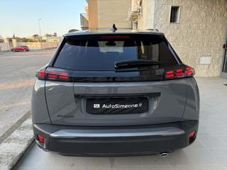 PEUGEOT 2008 usata, con Autoradio