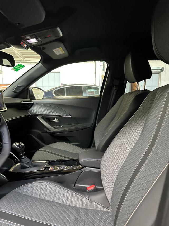 PEUGEOT 2008 usata, con Cerchi in lega