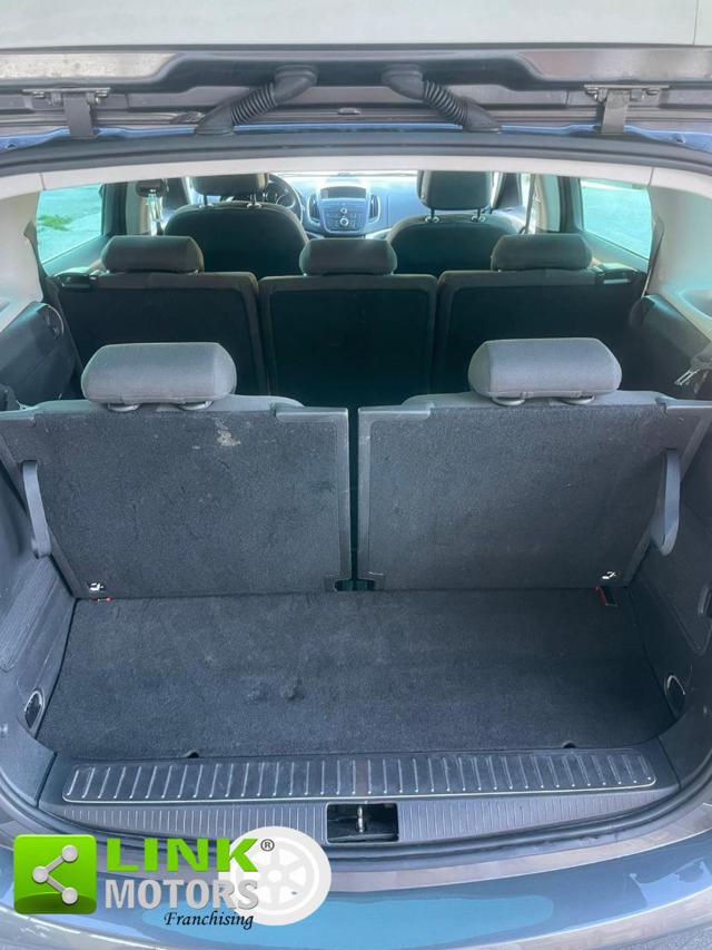 OPEL Zafira Tourer usata, con Airbag