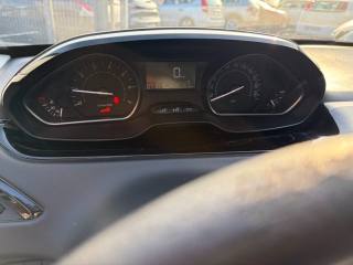 PEUGEOT 208 usata, con Fendinebbia