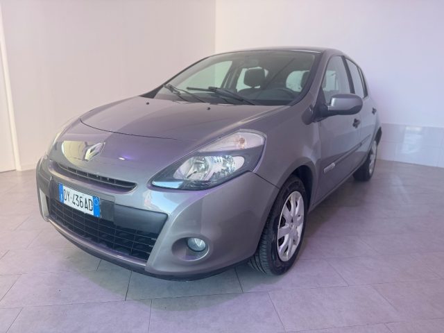 RENAULT Clio usata 2