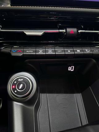 ALFA ROMEO Tonale usata, con Sedile posteriore sdoppiato