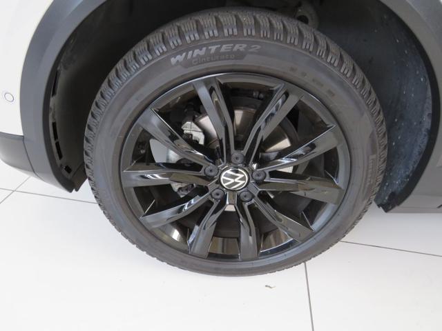 VOLKSWAGEN T-Roc usata, con Fendinebbia