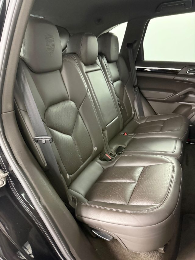 PORSCHE Cayenne usata, con Fendinebbia