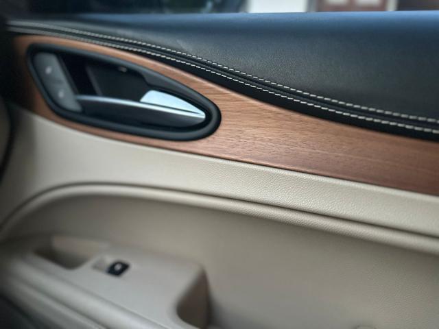 ALFA ROMEO Stelvio usata, con Vetri oscurati