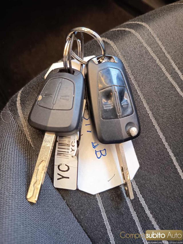 OPEL Corsa usata 19