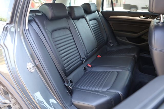VOLKSWAGEN Passat Alltrack usata 126