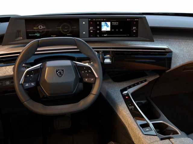 PEUGEOT 5008 usata, con Cruise Control