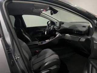 PEUGEOT 5008 usata, con Cerchi in lega