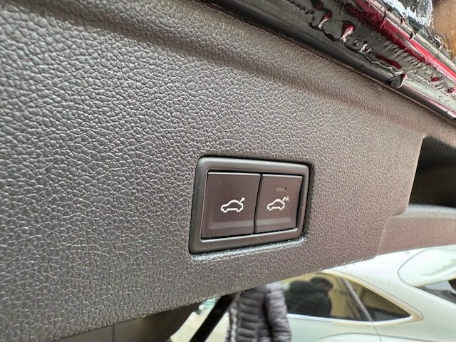 VOLKSWAGEN Touareg usata, con Cruise Control