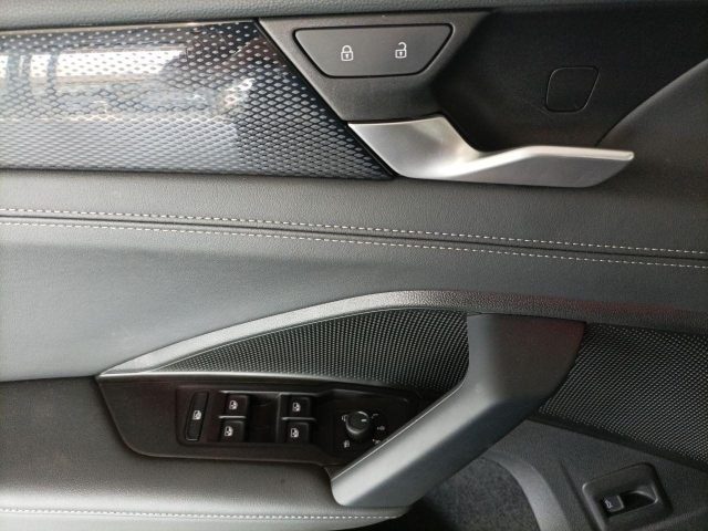 VOLKSWAGEN Tiguan usata, con Sedili riscaldati