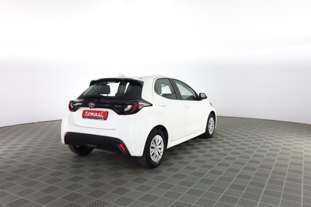 TOYOTA Yaris usata 3