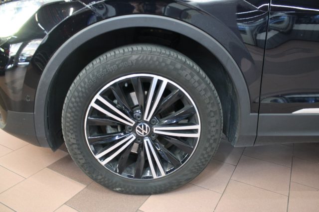 VOLKSWAGEN Tiguan usata, con Specchietti laterali elettrici