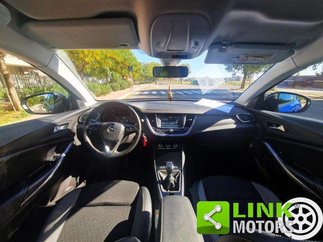 OPEL Grandland X usata, con Volante in pelle