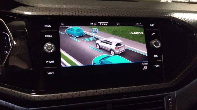 VOLKSWAGEN T-Cross usata 25