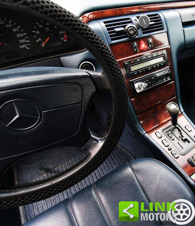 MERCEDES-BENZ E 200 usata, con Cerchi in lega