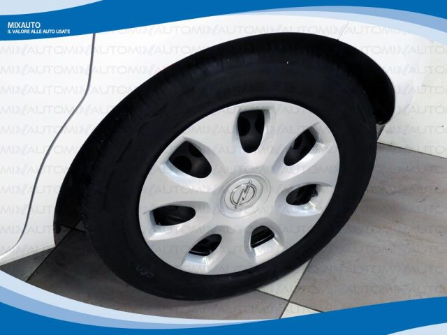 OPEL Corsa usata, con Servosterzo